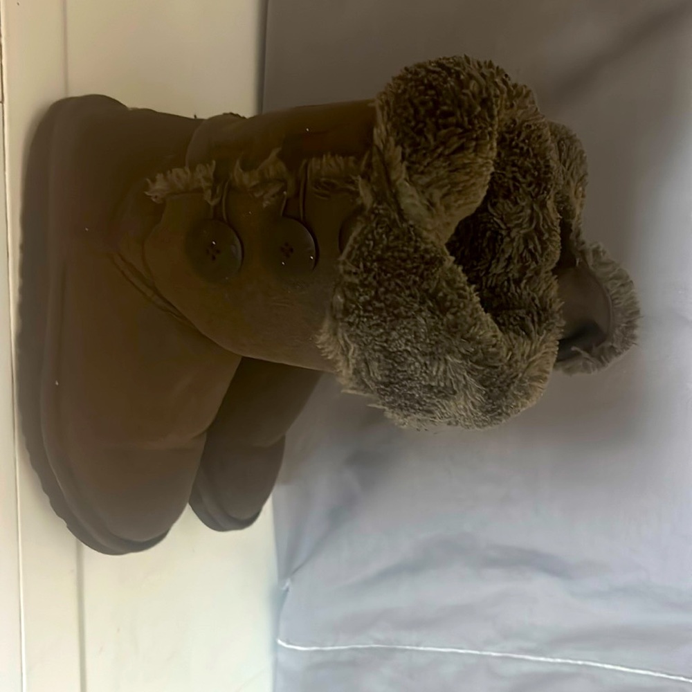 UGG lady boots brown size 6